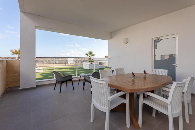 The Sea-Bank Villa Apartments Marsaskala Buitenkant foto